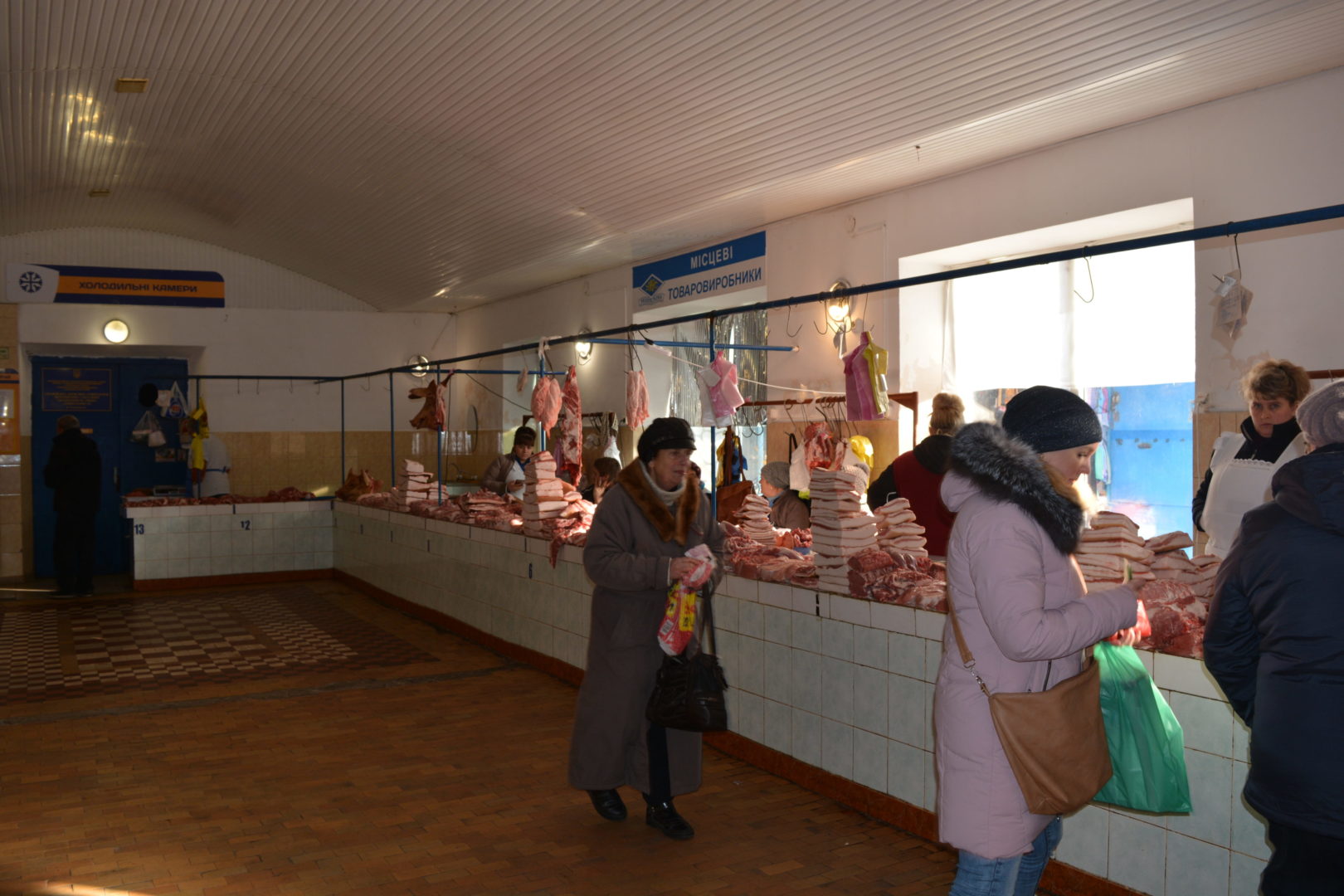 Скадовський ринок. М'ясні ряди. Ціни.